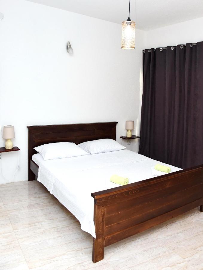 Apartments Sea Star โกตอร์ ภายนอก รูปภาพ