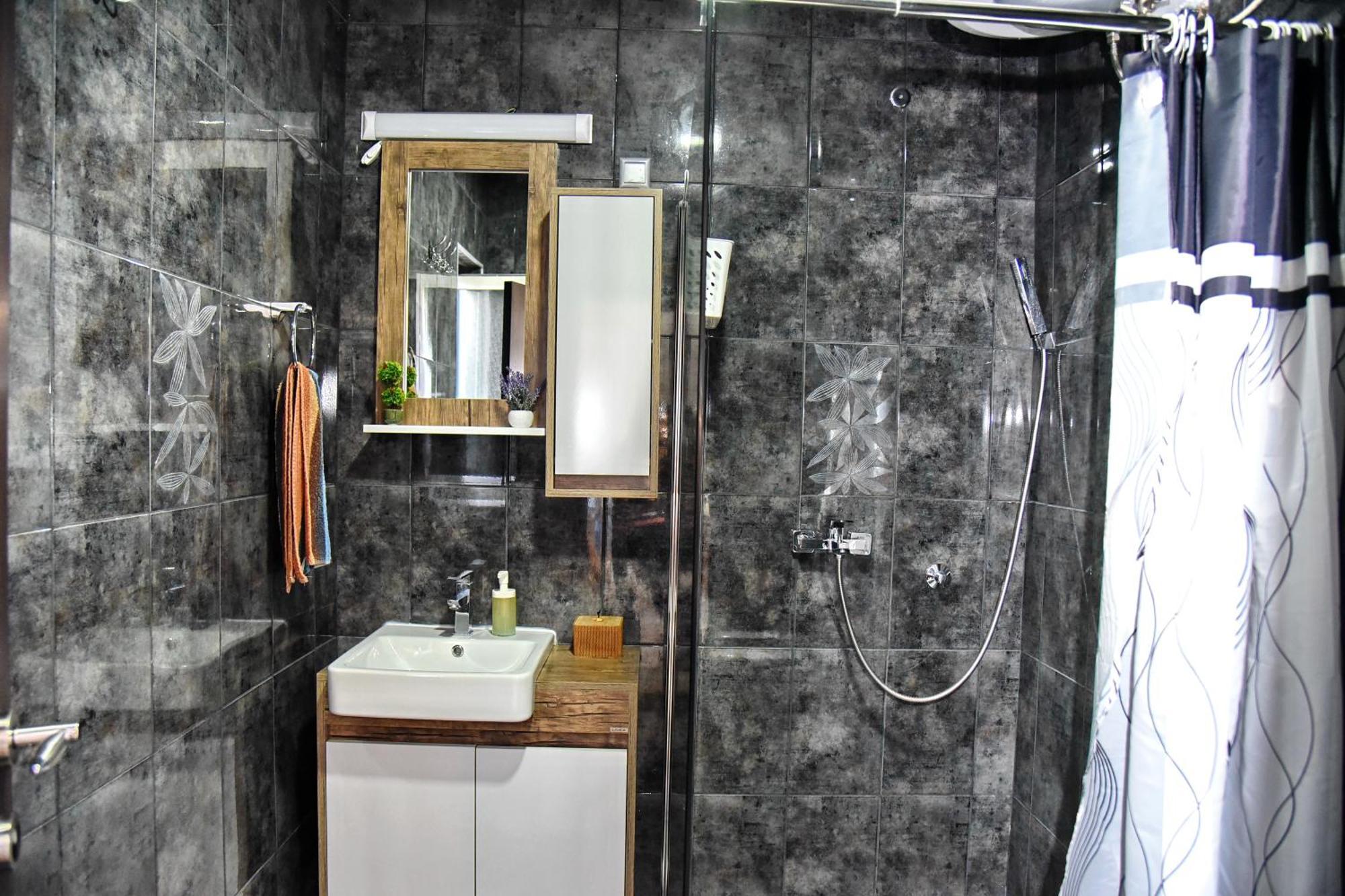 Apartments Sea Star โกตอร์ ภายนอก รูปภาพ